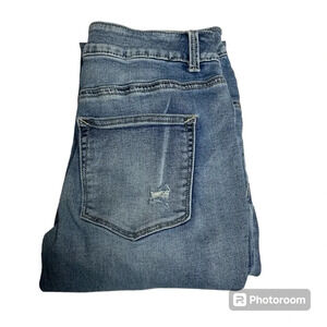 Maurice’s high rise jeggings size medium regular some distressing on front